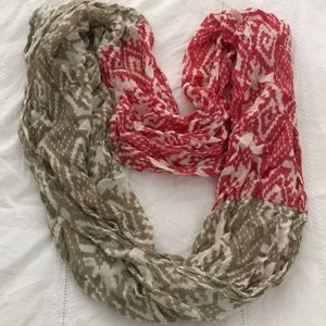 Infinity scarf
